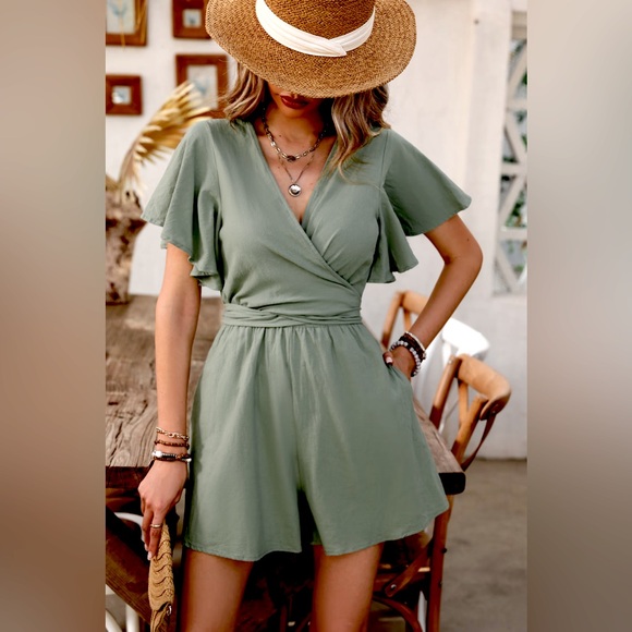 Cupshe Sage Green Tie Back Romper size small - Picture 3 of 5